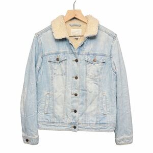 Universal Thread Light Blue Denim Freeborn Jacket with Sherpa Lining